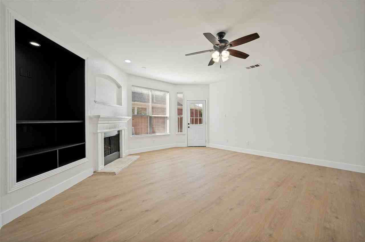 7140 Bryce Canyon Dr - Photo 7 of 26