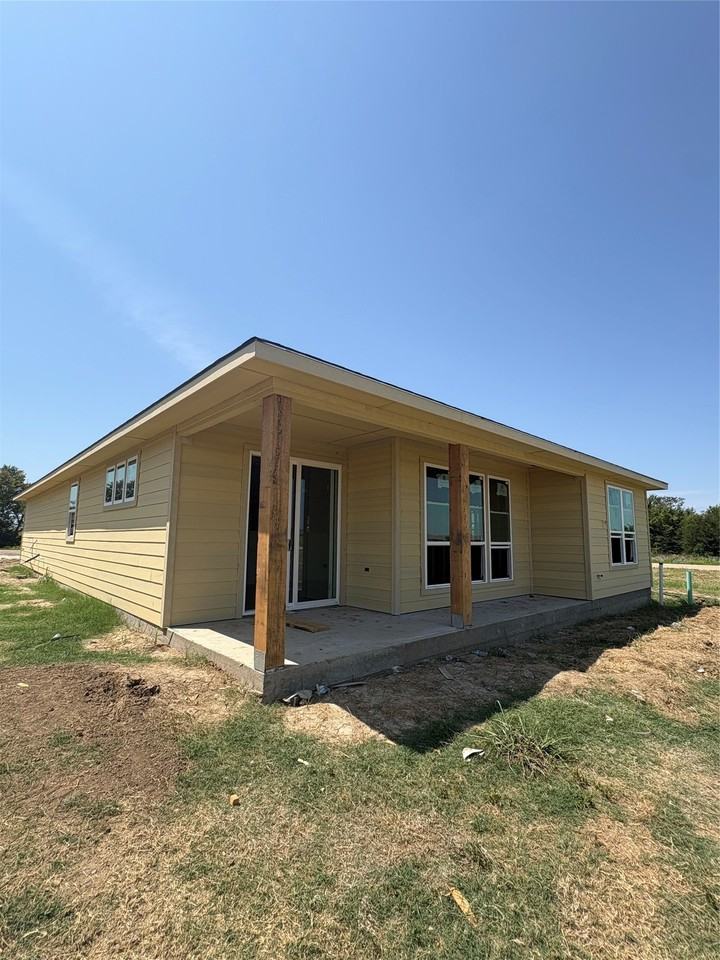 137 Walker Ln - Photo 3 of 3