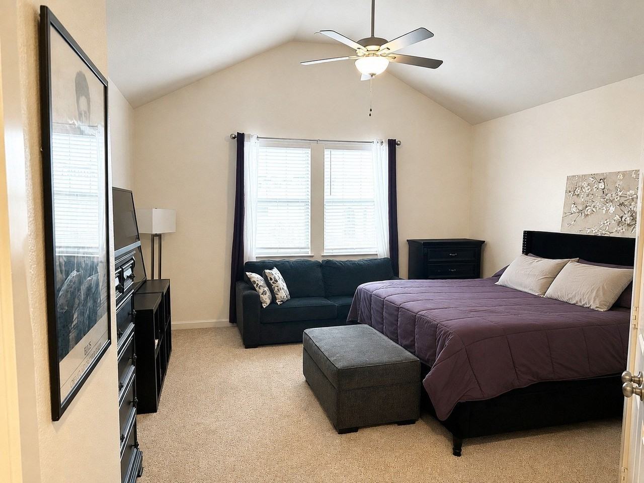 6449 Iron Horse Blvd - Photo 6 of 17