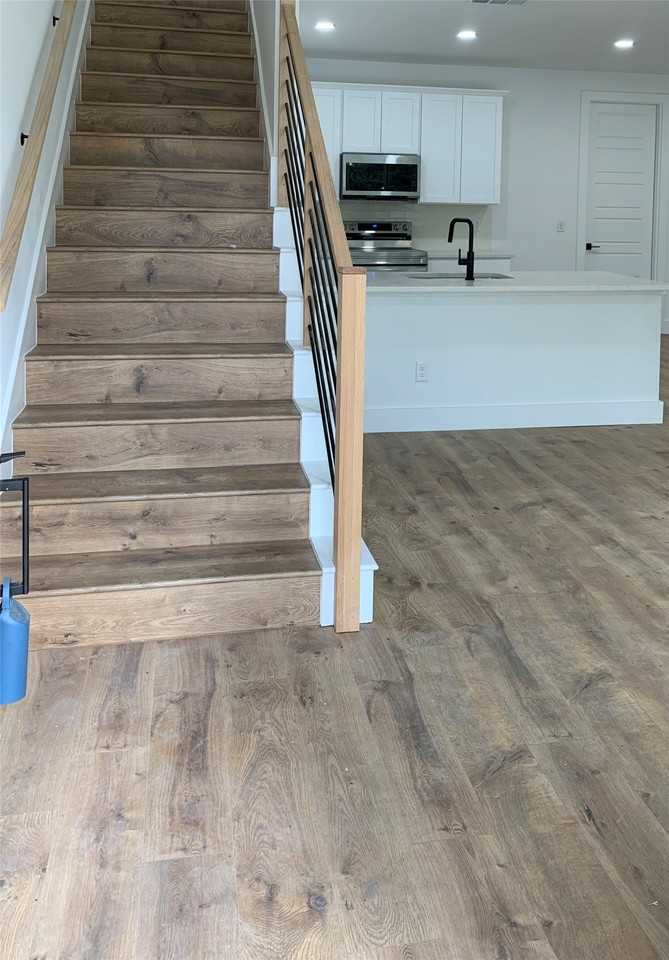 9471 Timberleaf Dr - Photo 2 of 36