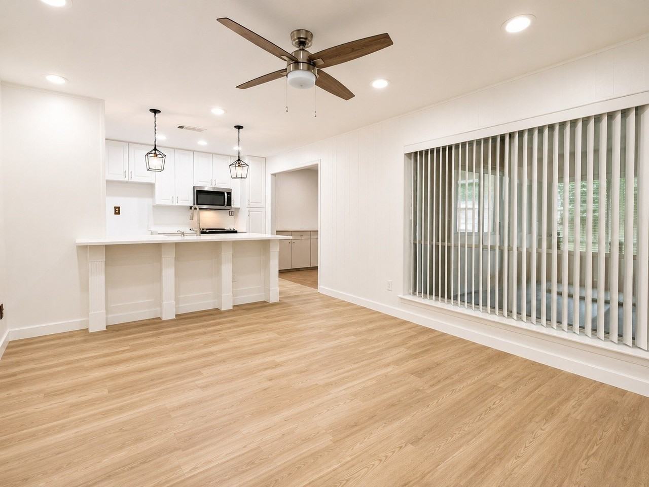 1604 Lorrie Dr - Photo 3 of 19
