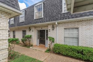 featured image of 3730 Fairfield Ave #135