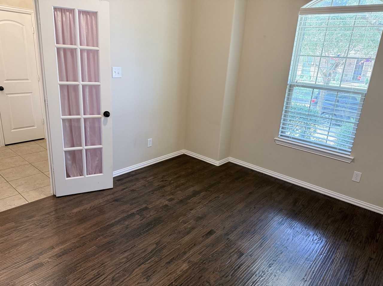 2612 Patriot Dr - Photo 6 of 37