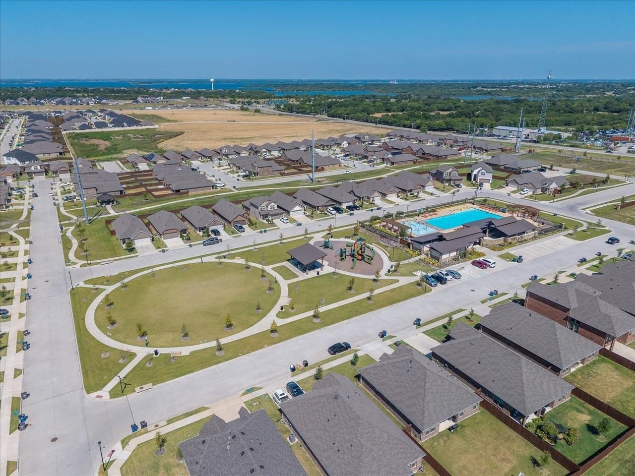 772 Soar Sky Way - Photo 4 of 32