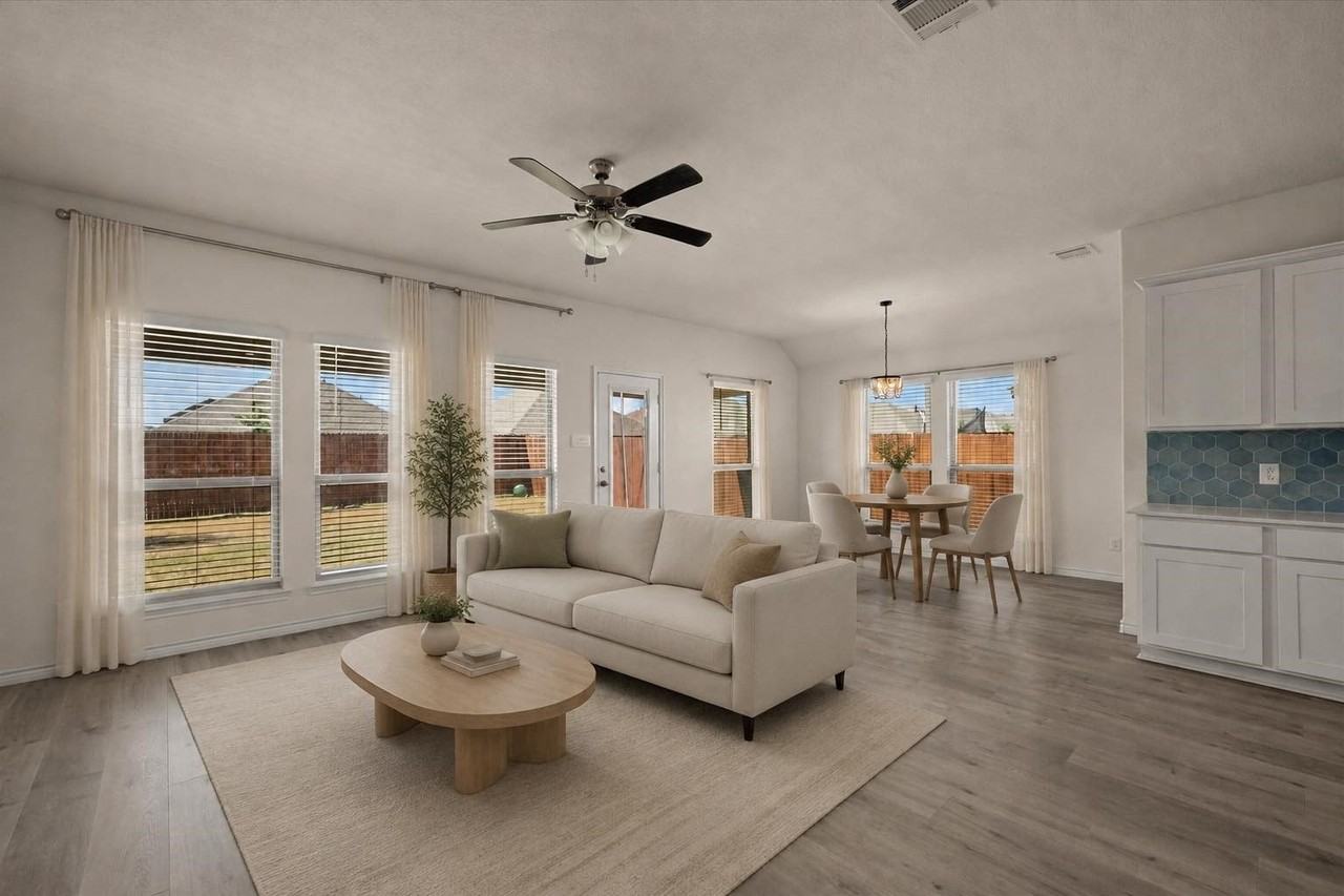 772 Soar Sky Way - Photo 6 of 32
