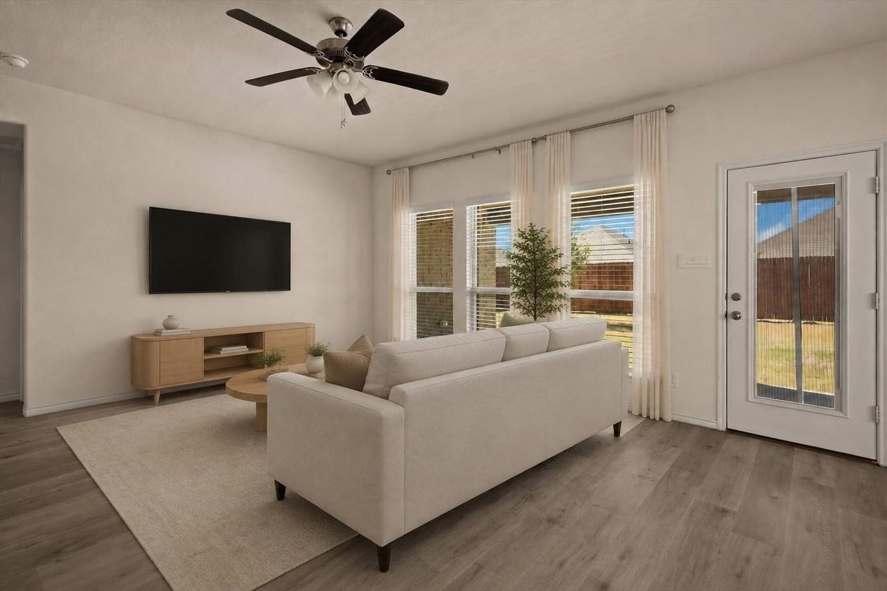 772 Soar Sky Way - Photo 7 of 32