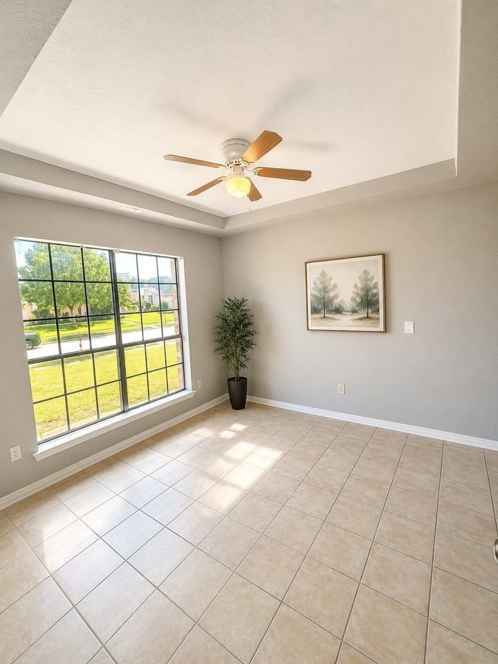 1601 Copper Creek Dr - Photo 4 of 12