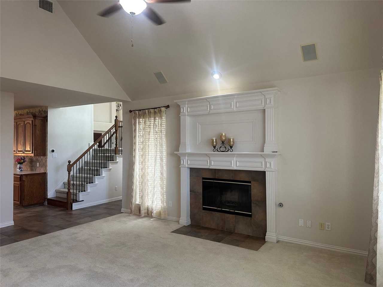 715 Wheaton Ct - Photo 6 of 19
