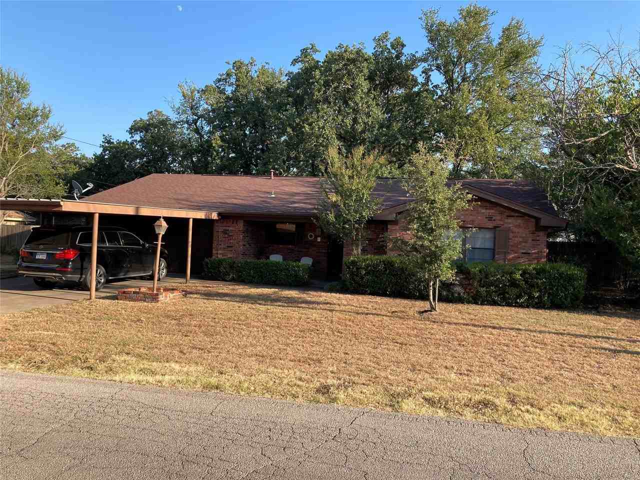 1003 Cactus Dr - Photo 3 of 13