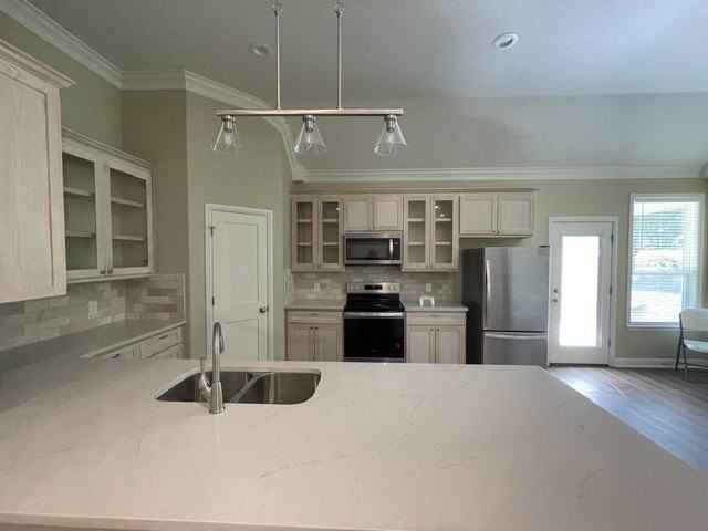 12600 Plassmeyer Ct - Photo 7 of 20