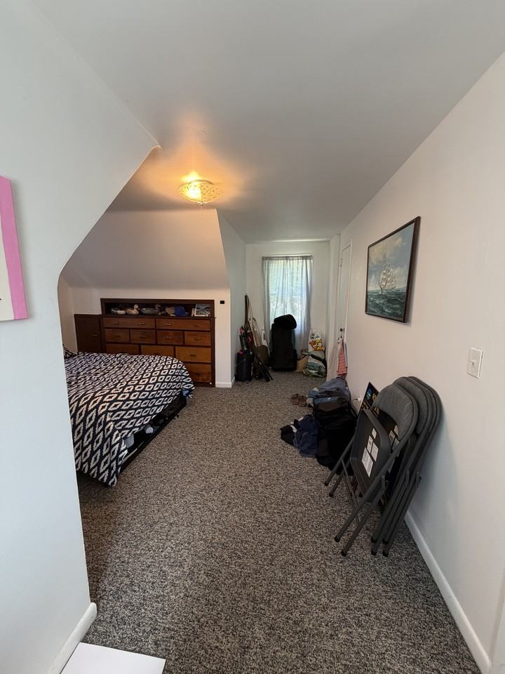25 Alder Dr #2 - Photo 3 of 5