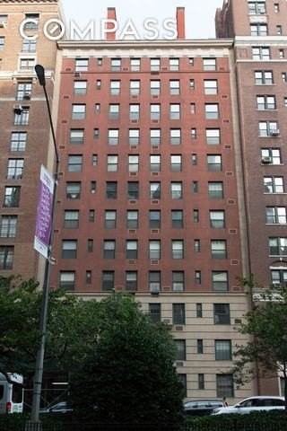 71 Park Ave #2D - Photo 7 of 8