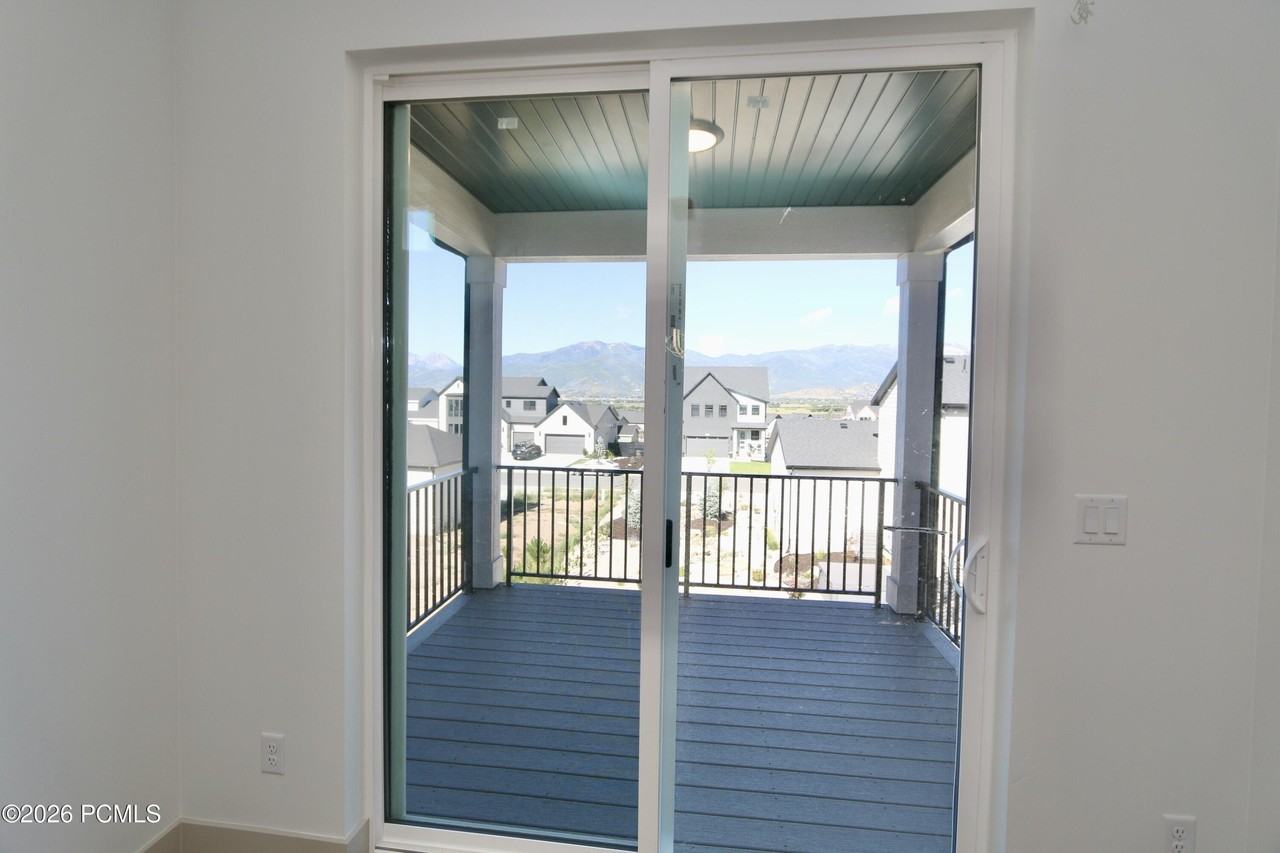 1791 N 460 E - Photo 7 of 38