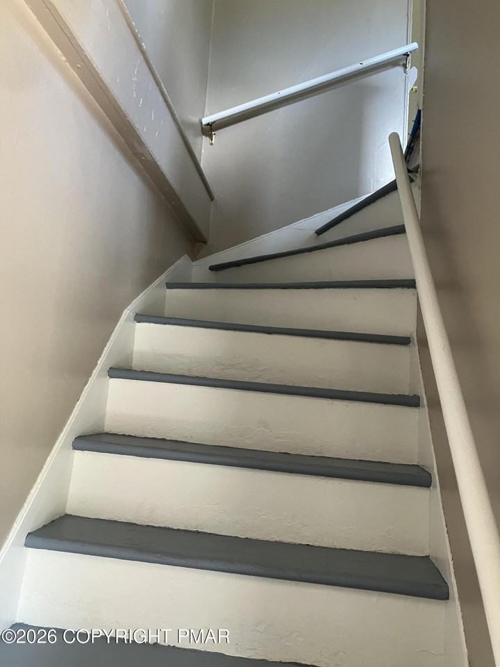 320 Berwick St - Photo 5 of 7