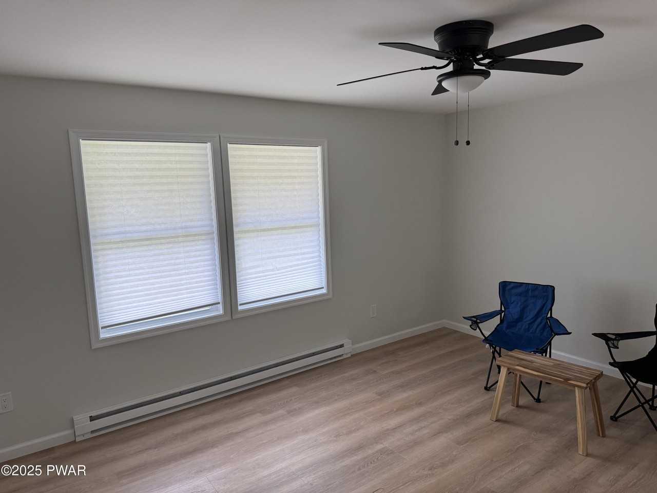 125 Cobblestone Dr - Photo 6 of 35