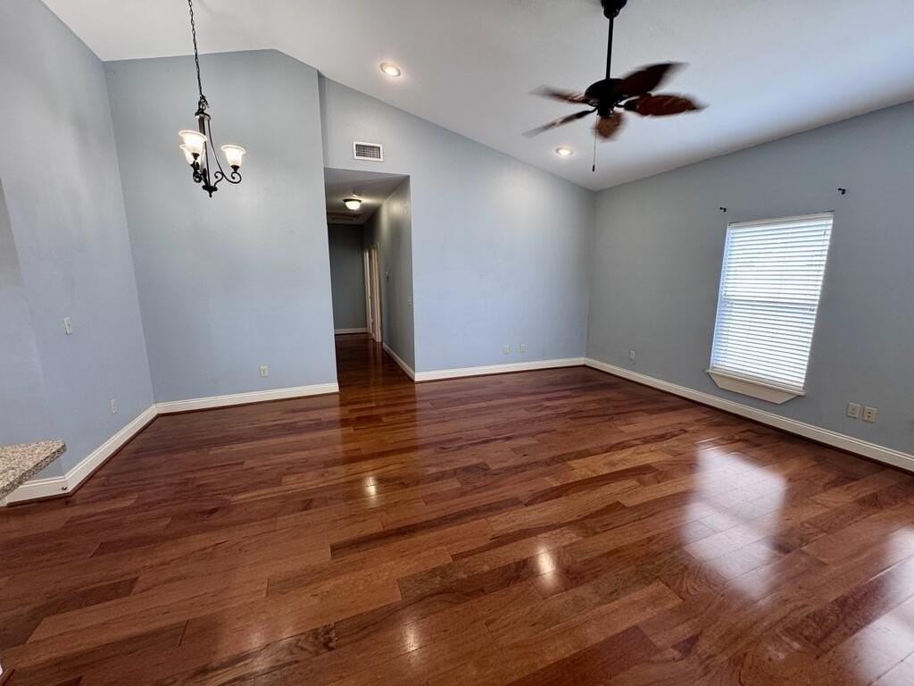 130 Gulf Terrace Ln - Photo 3 of 27