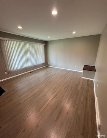 36411 Roycroft St - Photo 3 of 13