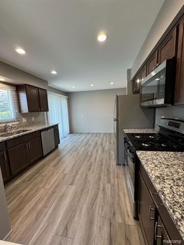 36411 Roycroft St - Photo 7 of 13