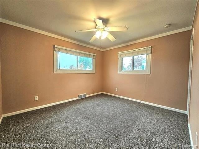 28522 Cambridge St - Photo 7 of 13