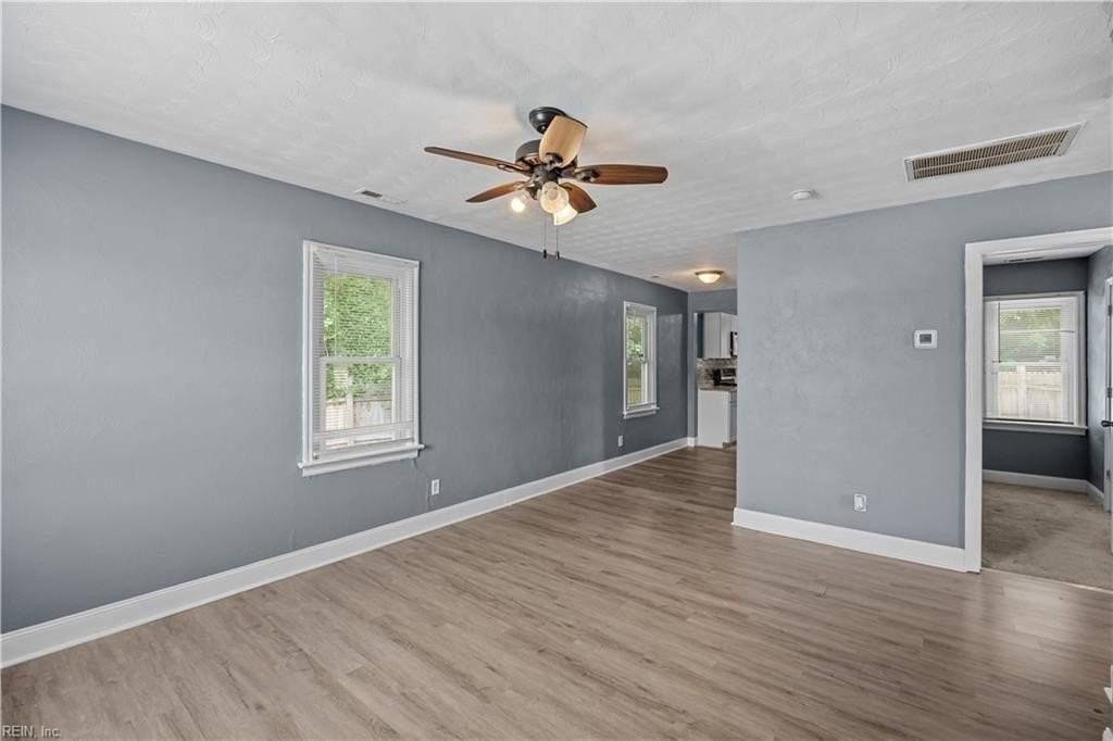2321 Columbus Ave - Photo 2 of 19