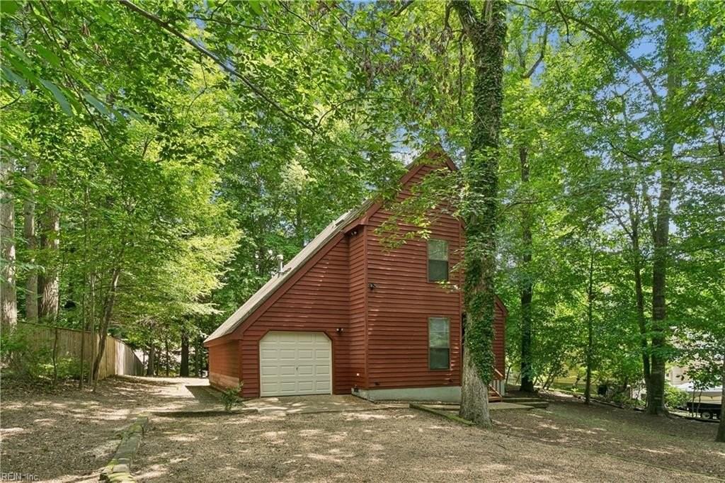 128 Sharps Rd - Photo 4 of 43