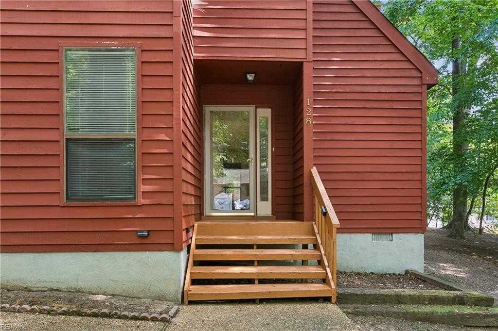 128 Sharps Rd - Photo 6 of 43