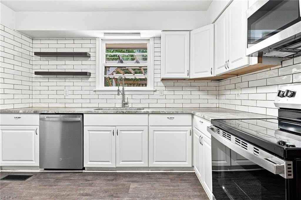 1208 Pineview Ave - Photo 3 of 20
