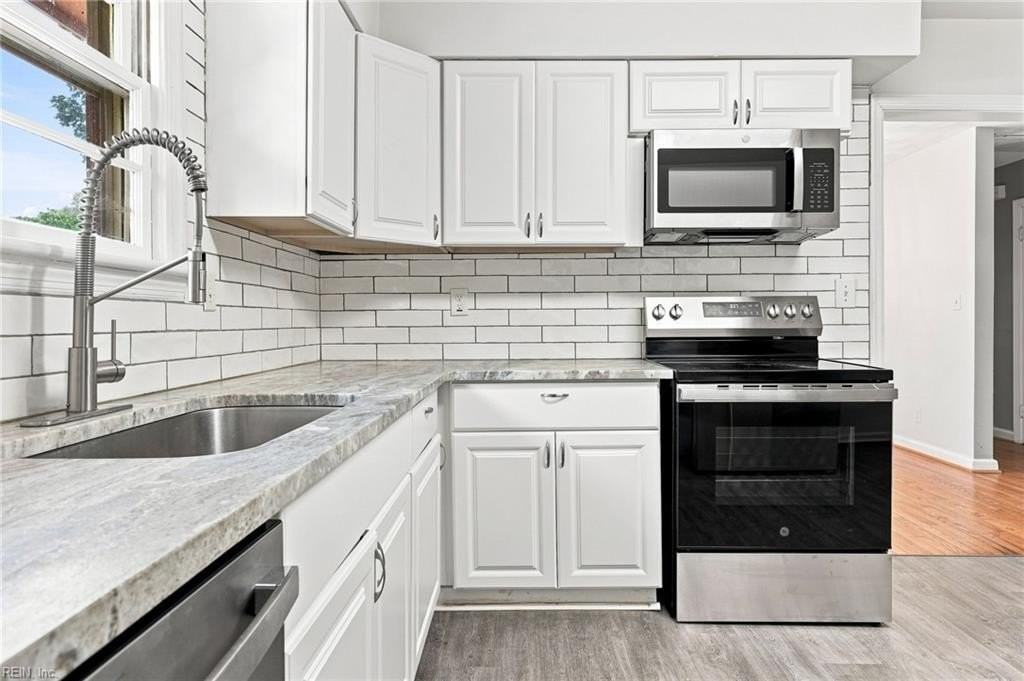 1208 Pineview Ave - Photo 5 of 20