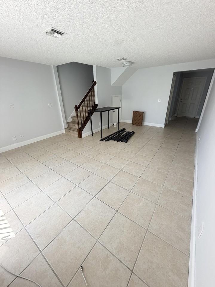 317 Georgian Park Dr - Photo 2 of 14