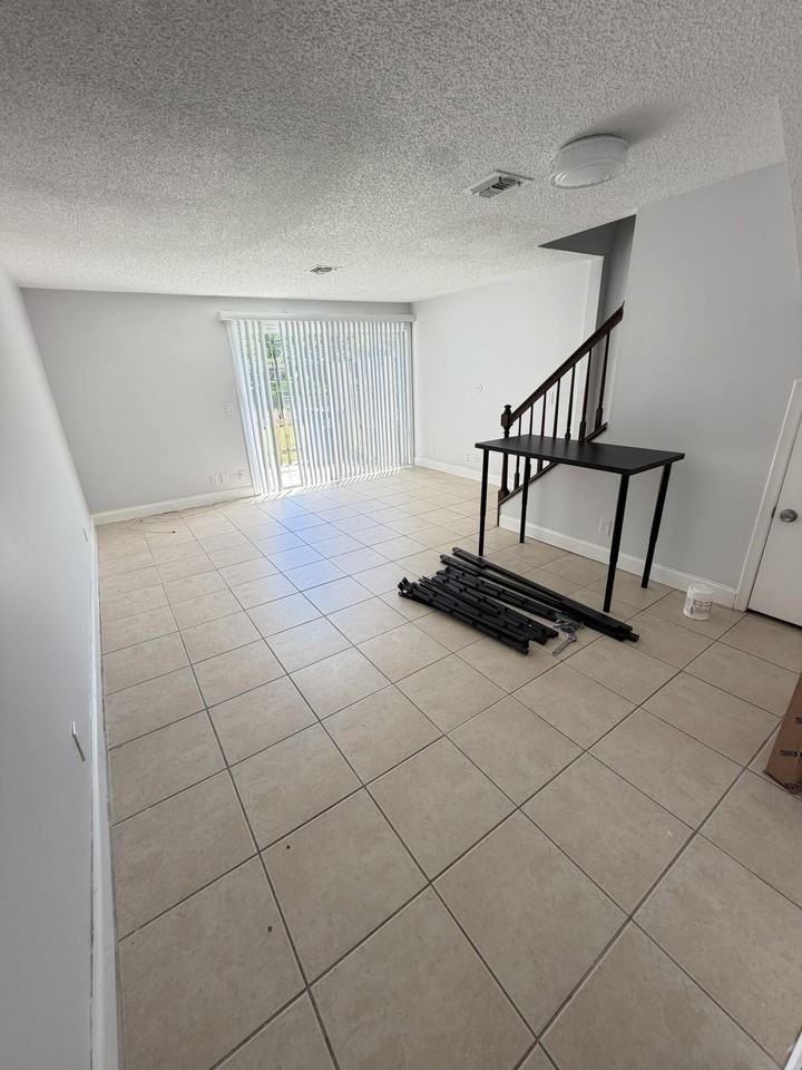 317 Georgian Park Dr - Photo 3 of 14