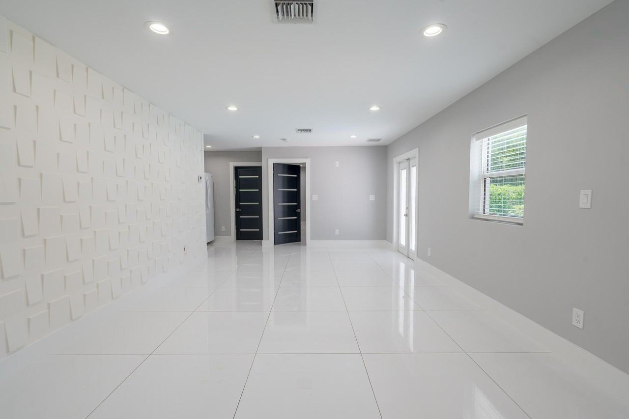 13884 89th Pl N - Photo 7 of 28