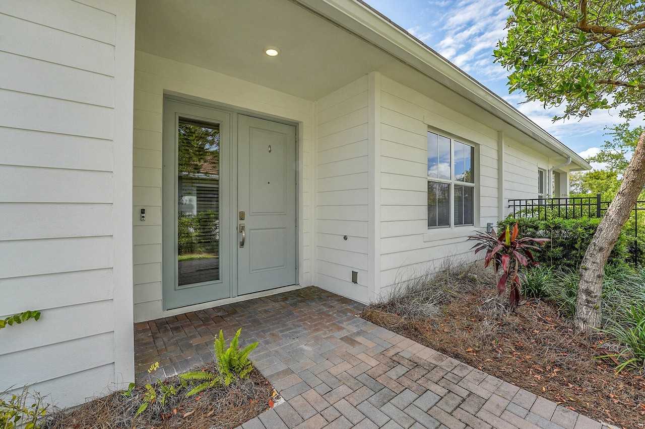 19515 Weathervane Way - Photo 4 of 39