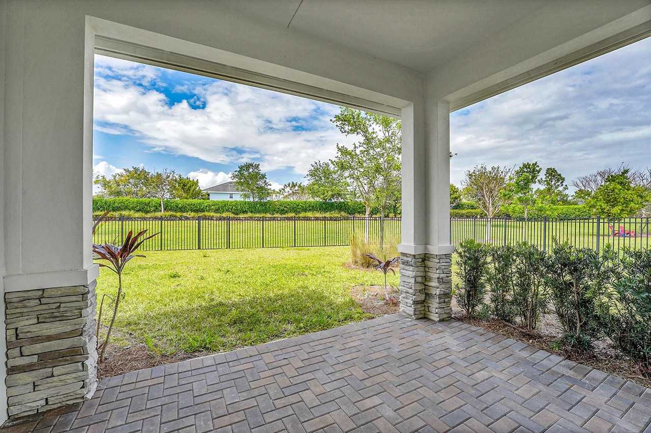 19515 Weathervane Way - Photo 7 of 39