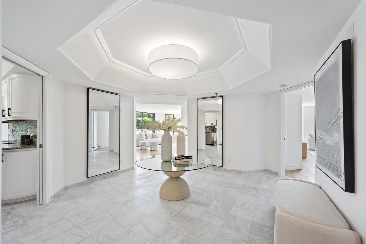 1401 S Ocean Blvd #1010 - Photo 3 of 36