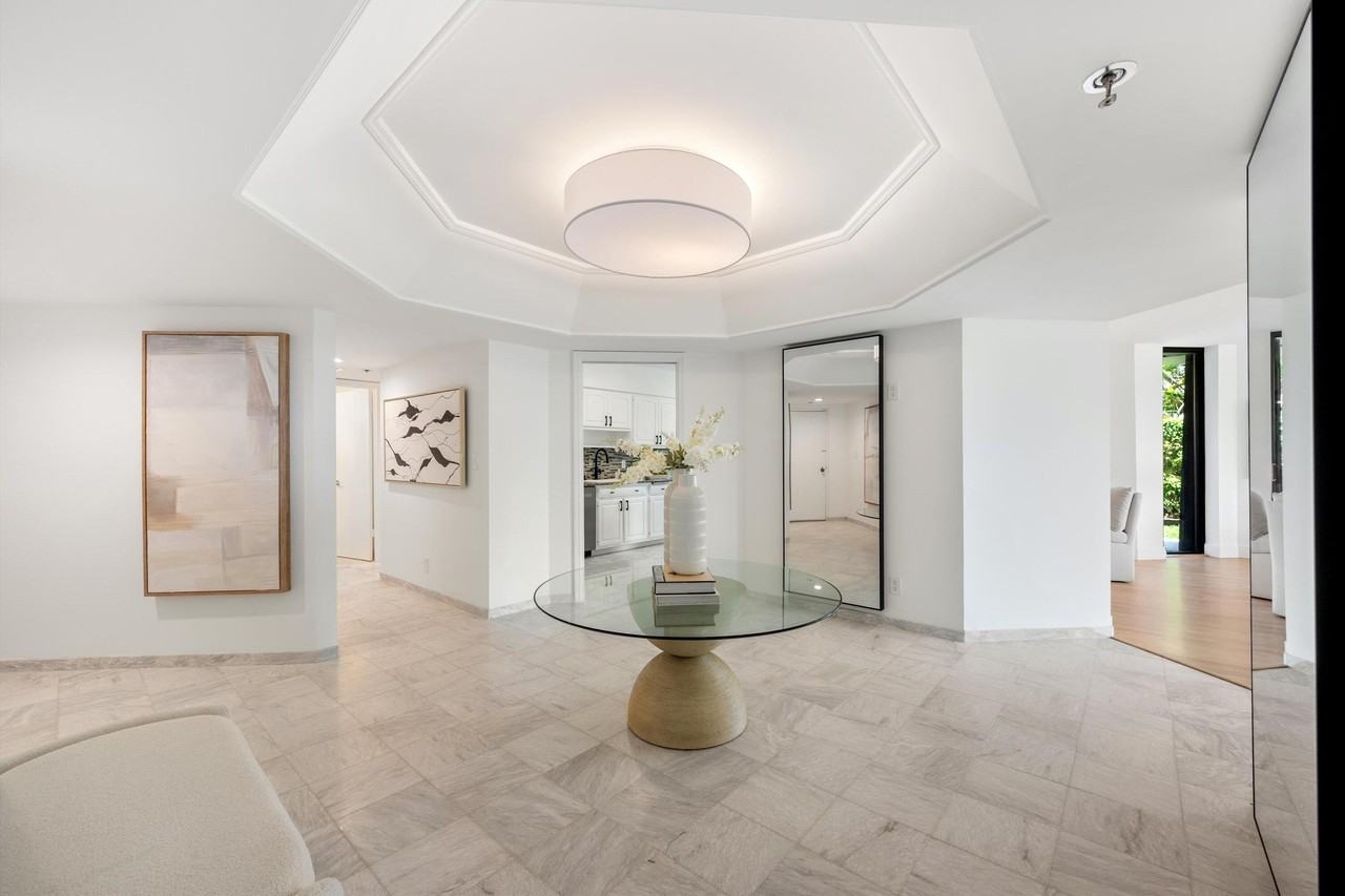 1401 S Ocean Blvd #1010 - Photo 5 of 36