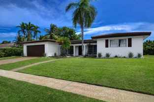 840 Sw 7th St - Photo 1 of 1