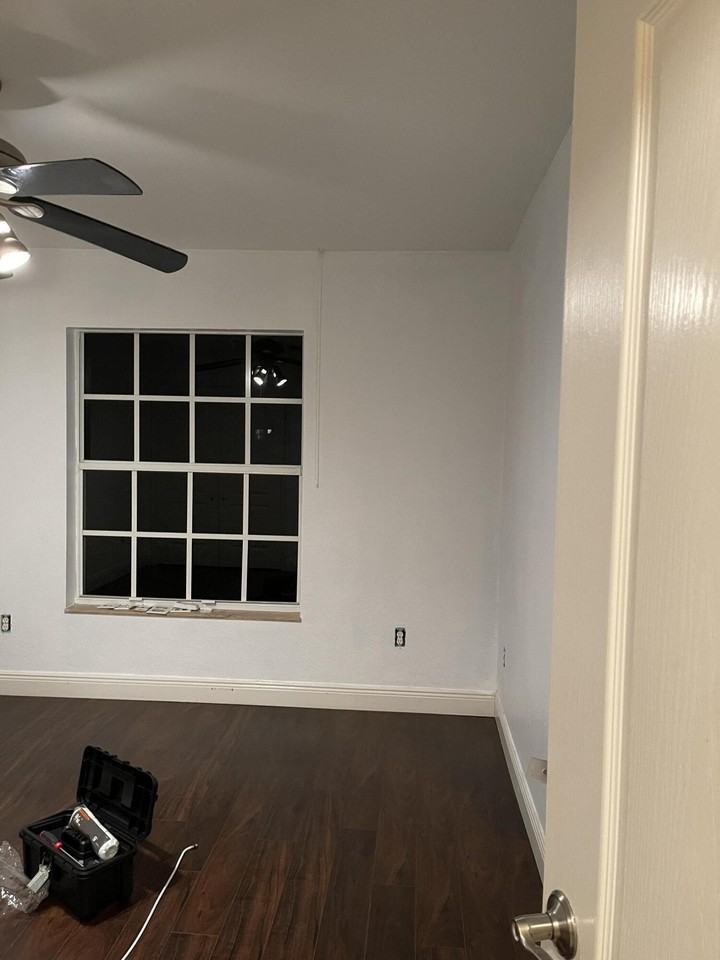 1273 Sw Granville Ave - Photo 4 of 12