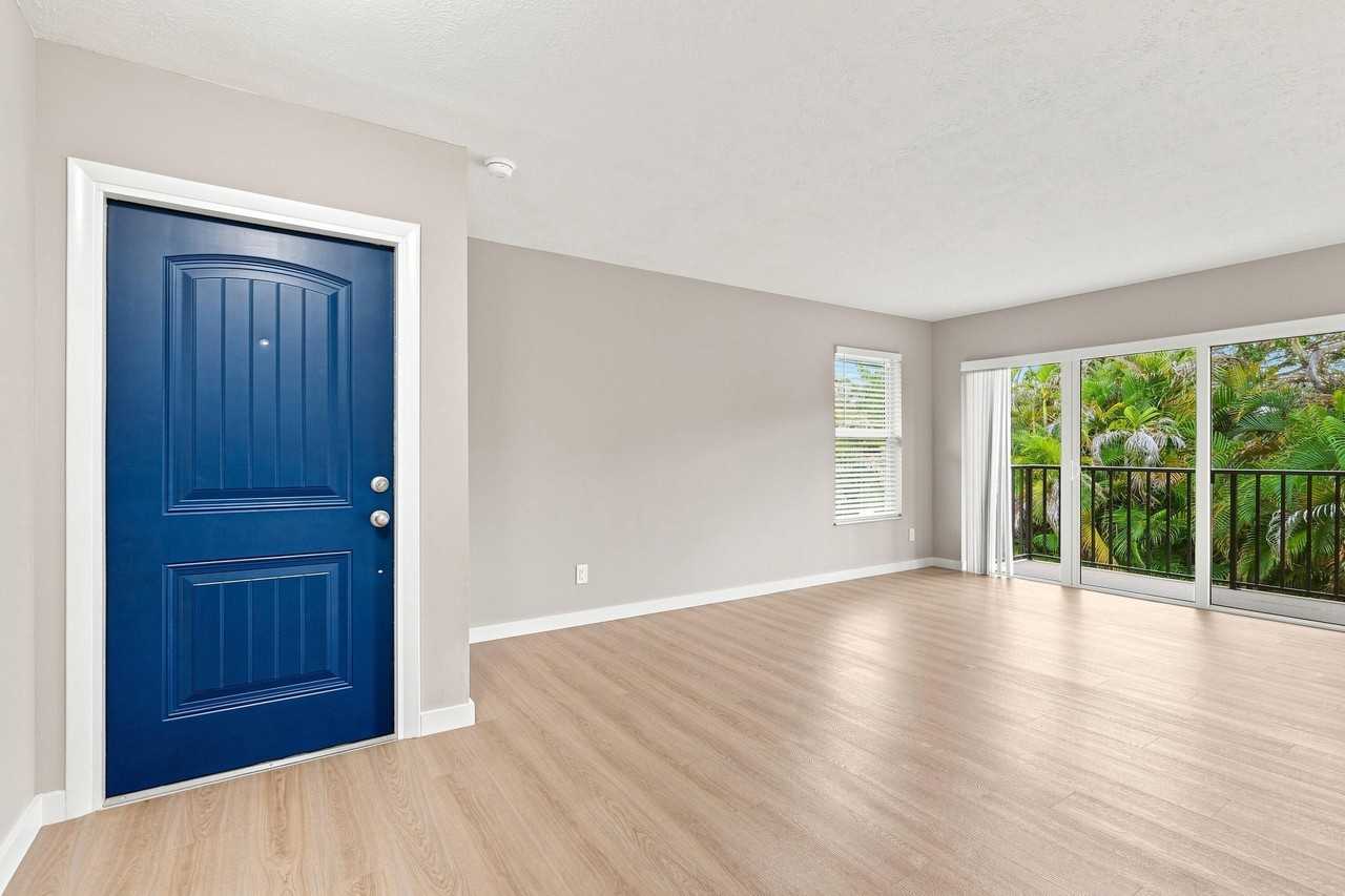 1180 Carlton Ct #206A - Photo 3 of 22