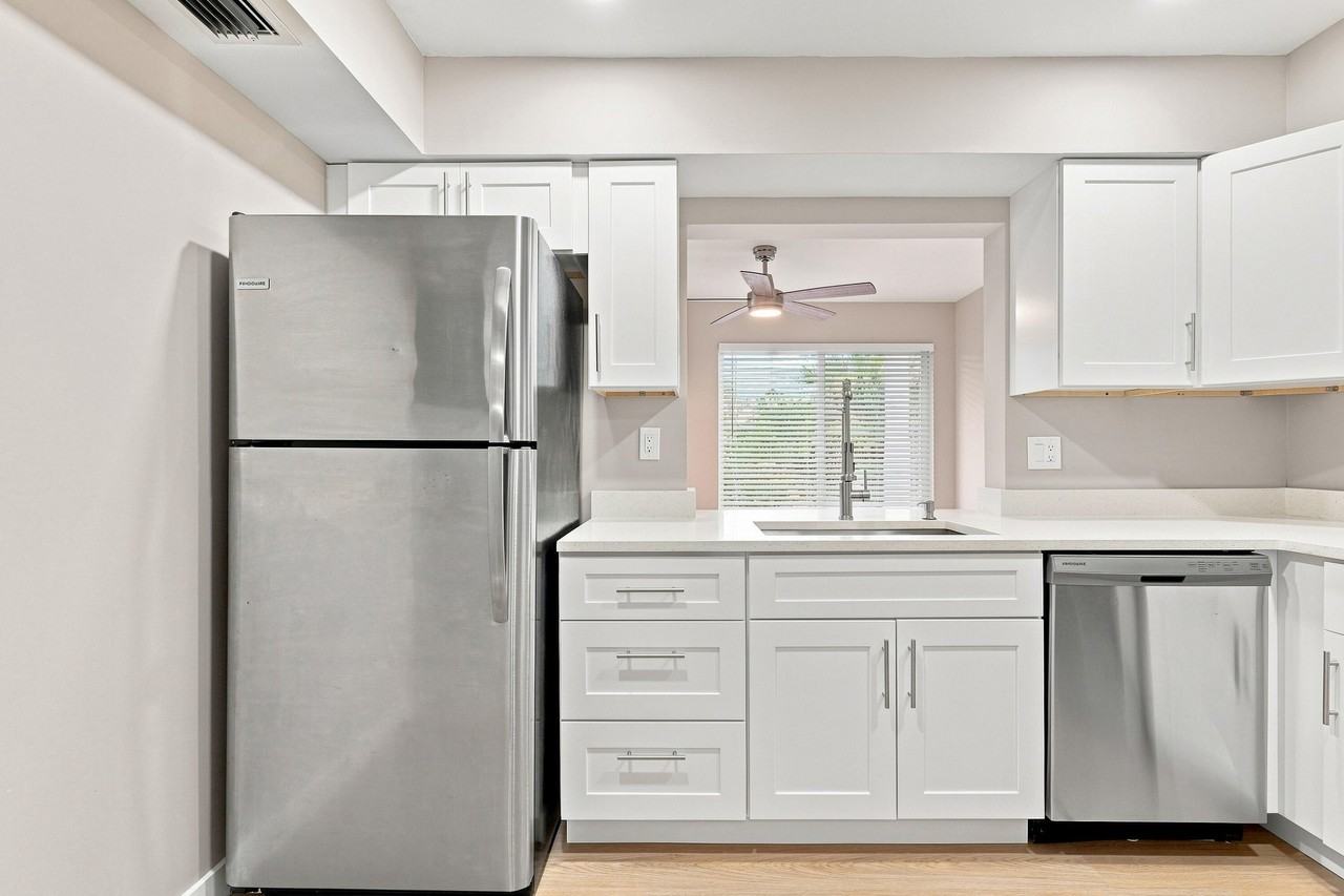 1180 Carlton Ct #206A - Photo 7 of 22