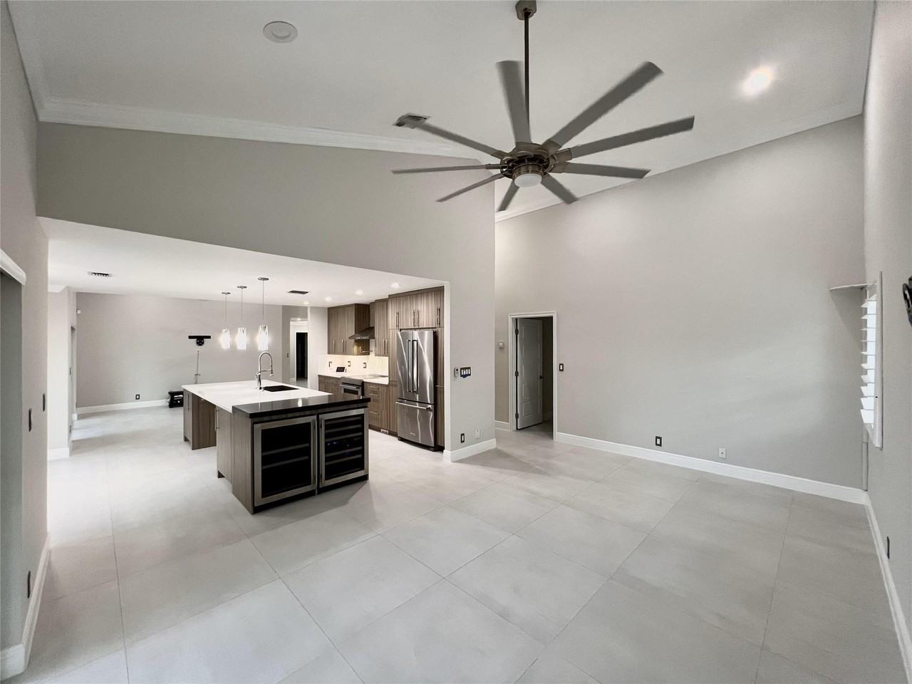 720 Birdie Ct - Photo 3 of 21