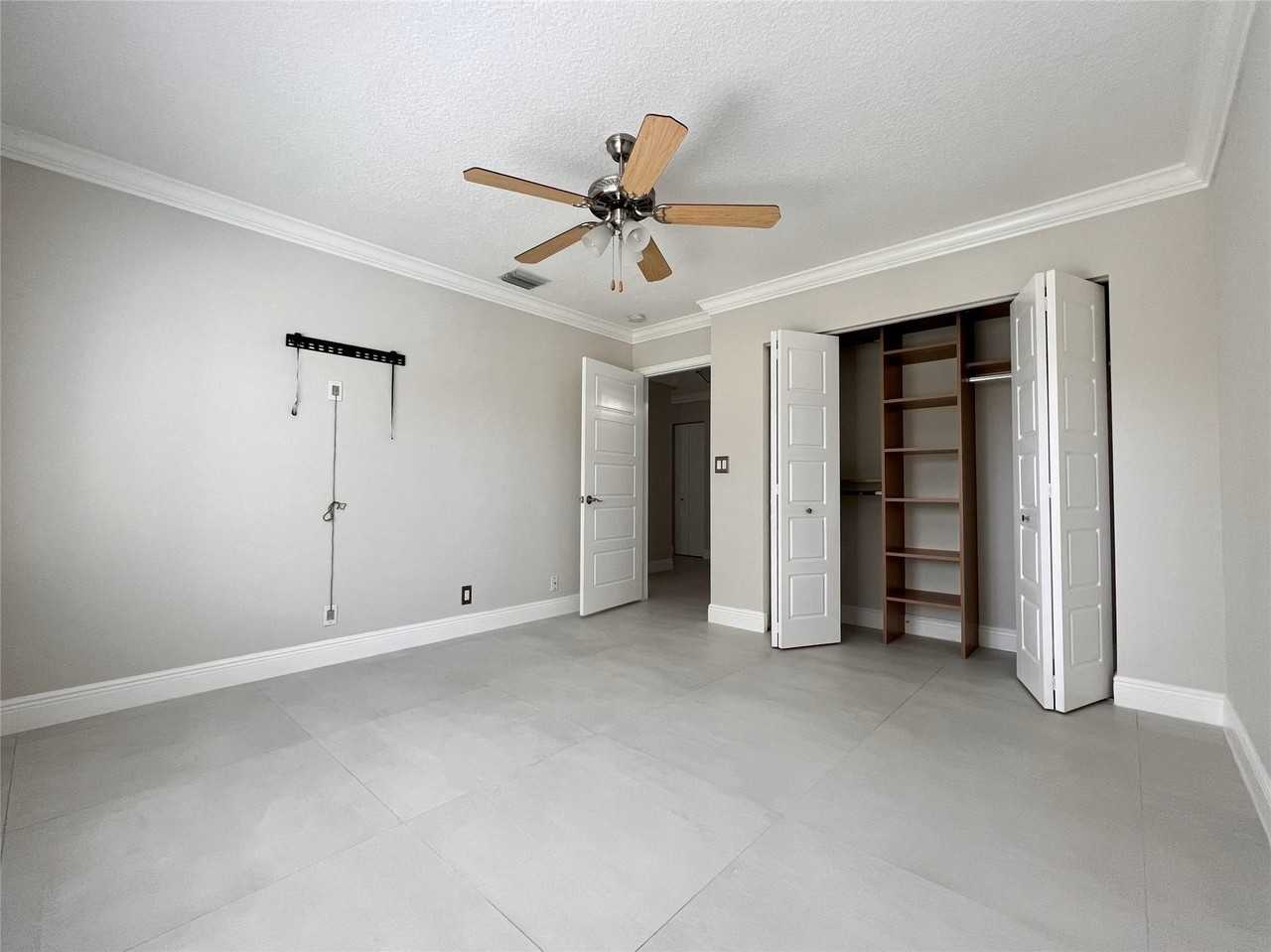 720 Birdie Ct - Photo 7 of 21