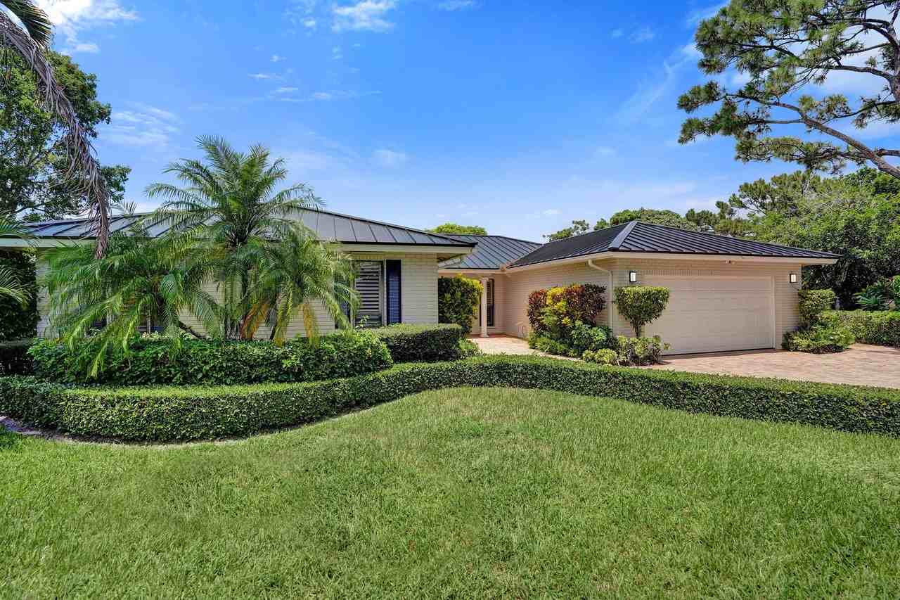 2281 Nw 36th St - Photo 3 of 31