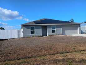 337 Se Starfish Ave - Photo 1 of 1