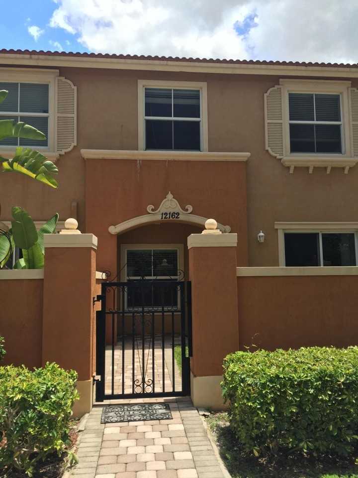 12162 Sw 25th Ct #1704 - Photo 2 of 17