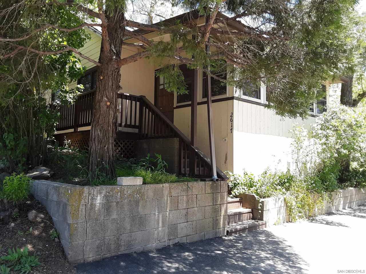 2617 C St - Photo 2 of 10
