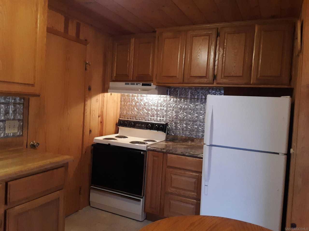 2617 C St - Photo 4 of 10