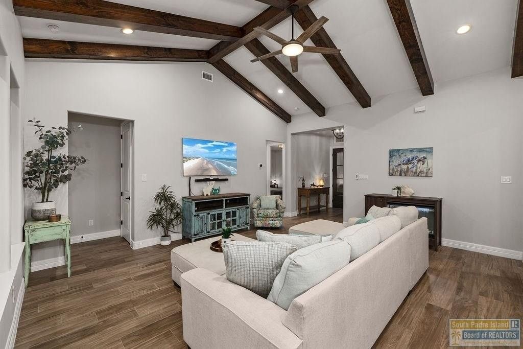 124 Torrey Pines Rd - Photo 6 of 40