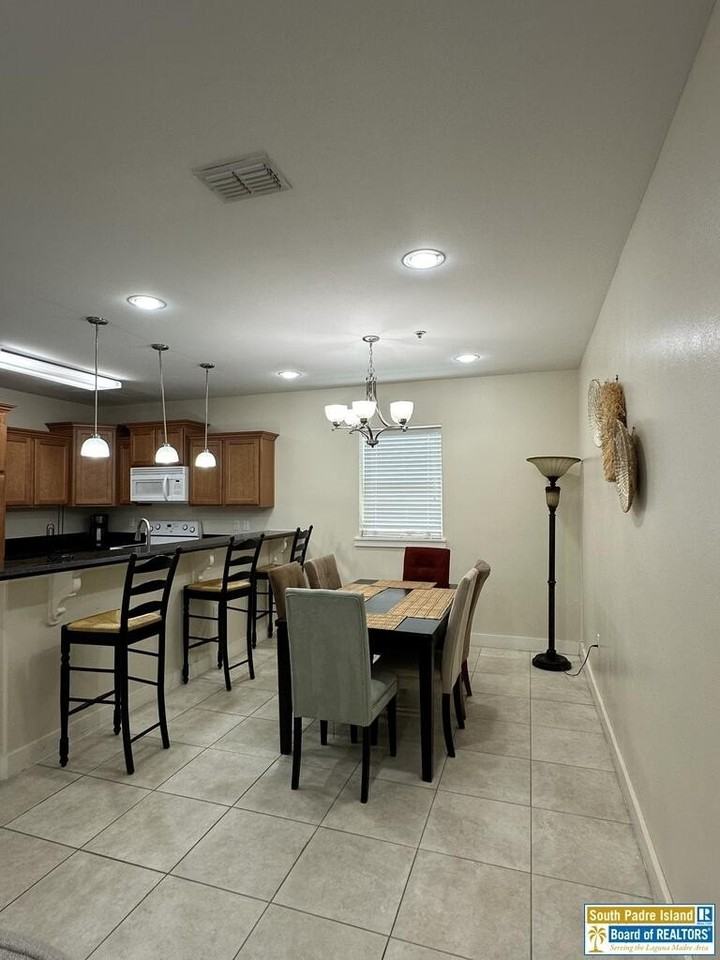 200 W Mesquite St #3 - Photo 3 of 19
