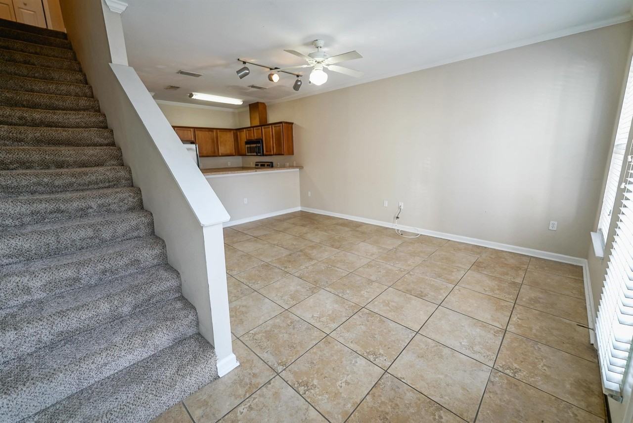 2400 Fred Smith Rd #204 - Photo 4 of 29