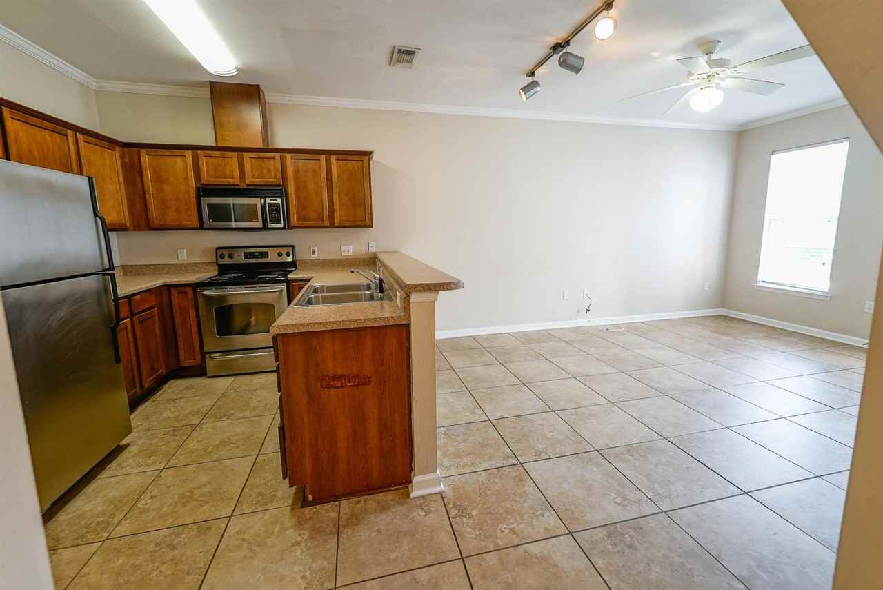 2400 Fred Smith Rd #204 - Photo 6 of 29